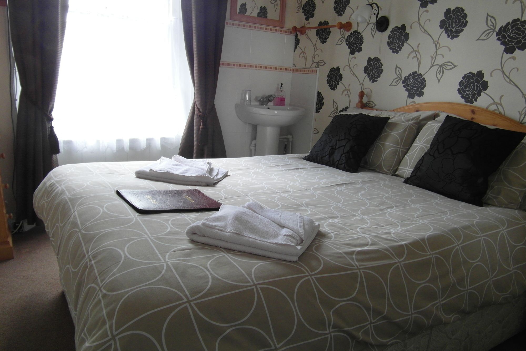 Puddle Duck Lodge - Adults Only Боунесс-он-Віндермір Екстер'єр фото