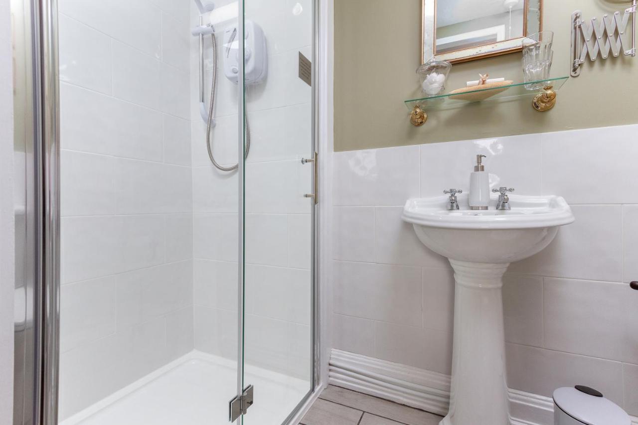 Puddle Duck Lodge - Adults Only Боунесс-он-Віндермір Екстер'єр фото